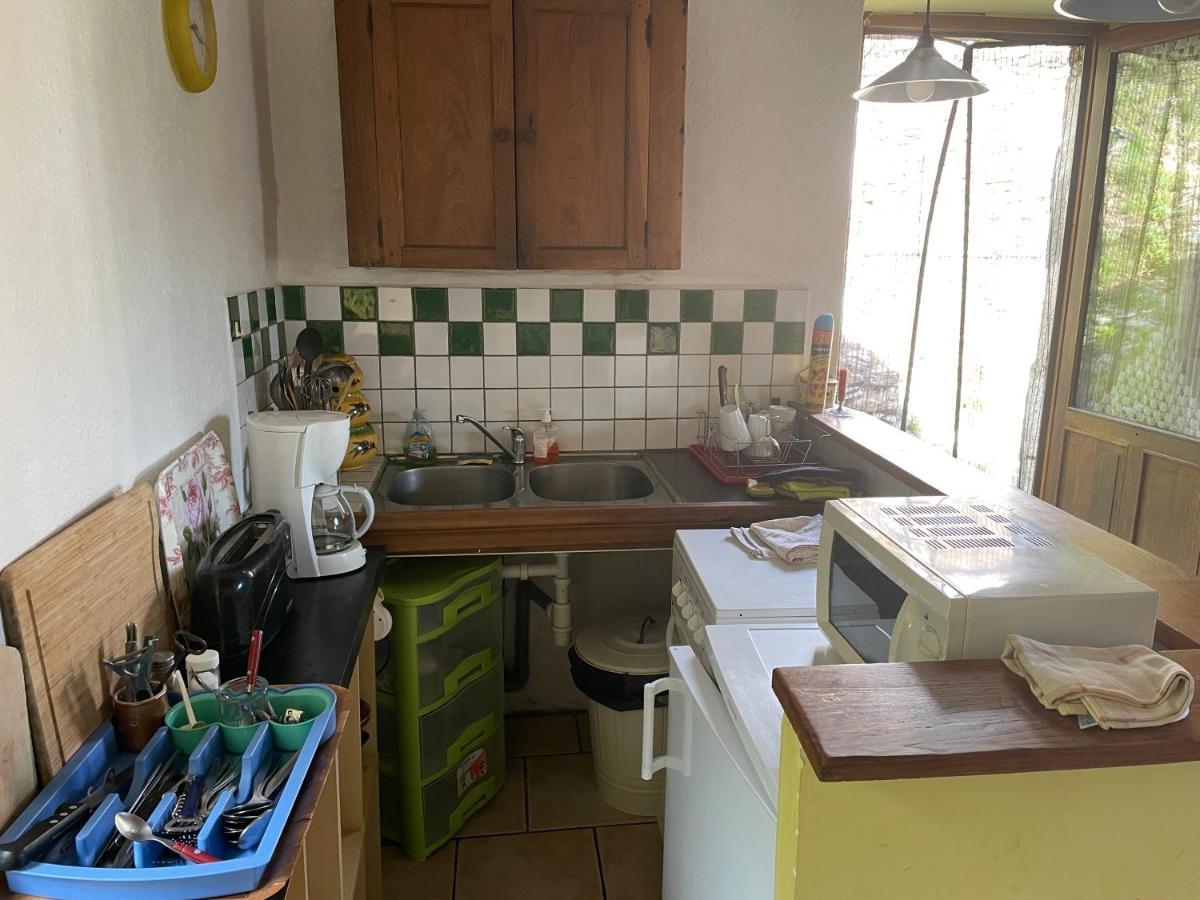 Charmant Petit Gite Au Coeur De L'Ardeche Saint-Melany Kültér fotó